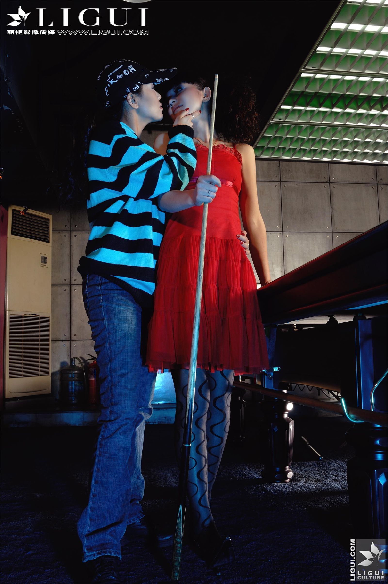 [丽柜vip] [2013.01.02] Model 琳达 性感丝袜美女图片